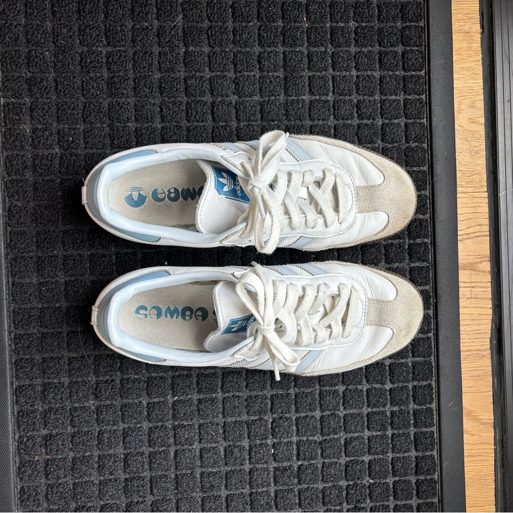 Adidas White and Baby Blue Sambas - Picture 4 of 9